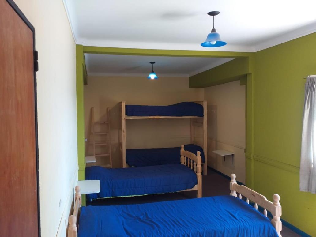 Hostel Arrayan Bariloche Номер фото