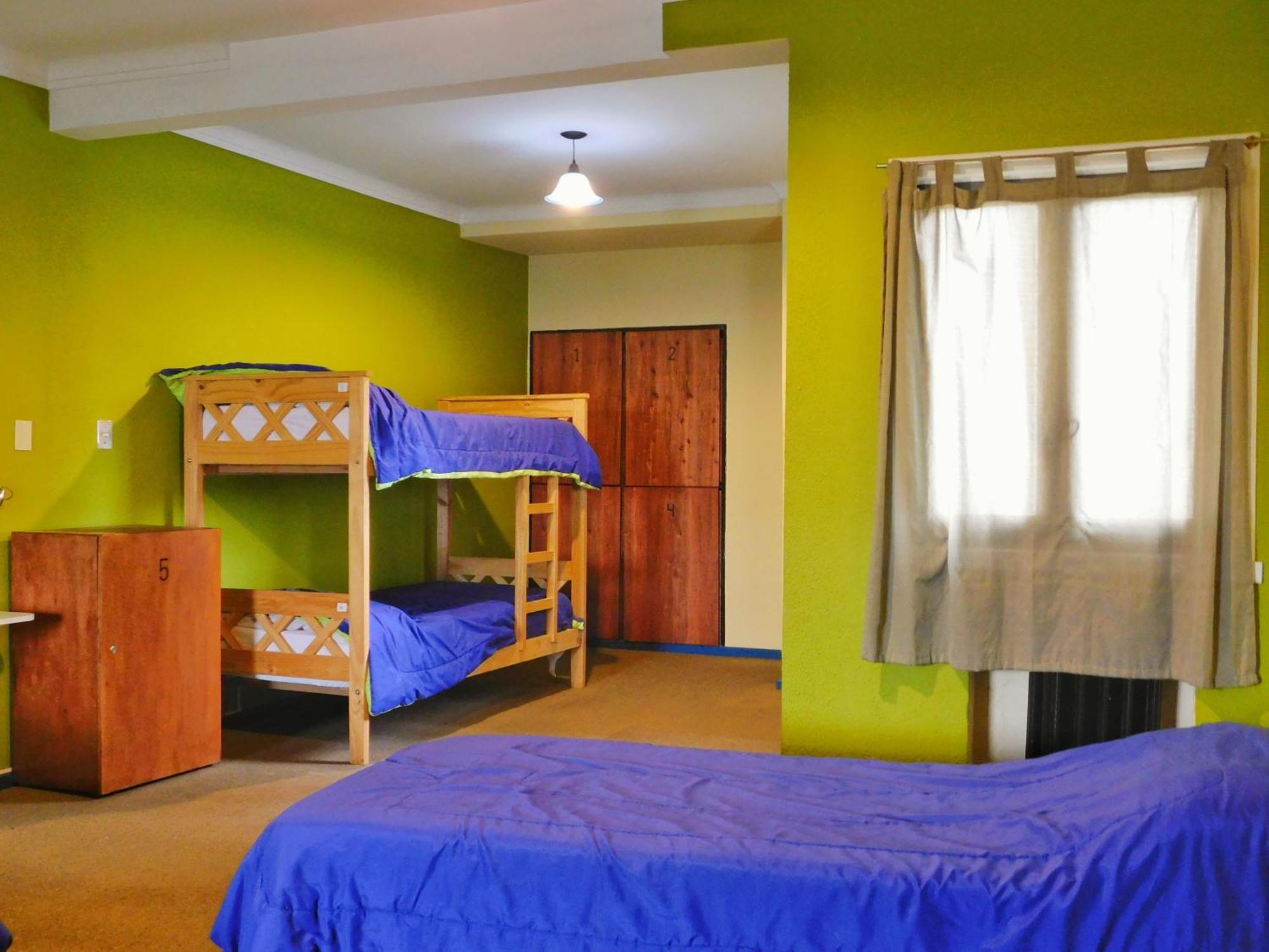 Hostel Arrayan Bariloche Екстер'єр фото