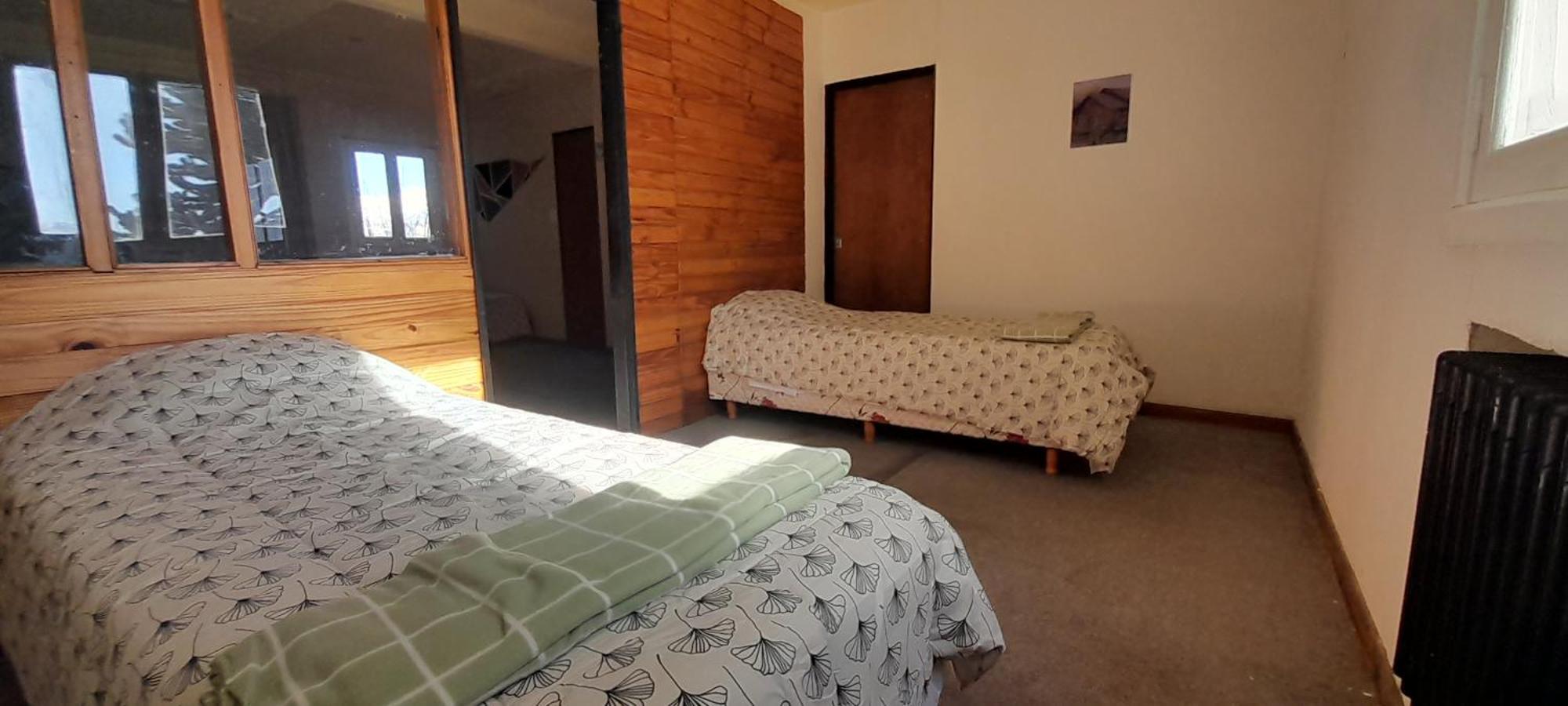 Hostel Arrayan Bariloche Номер фото