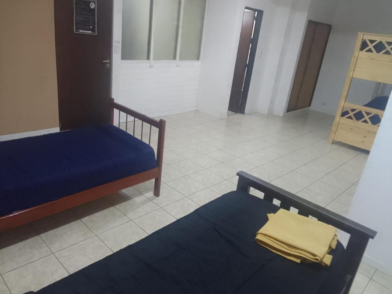 Hostel Arrayan Bariloche Екстер'єр фото