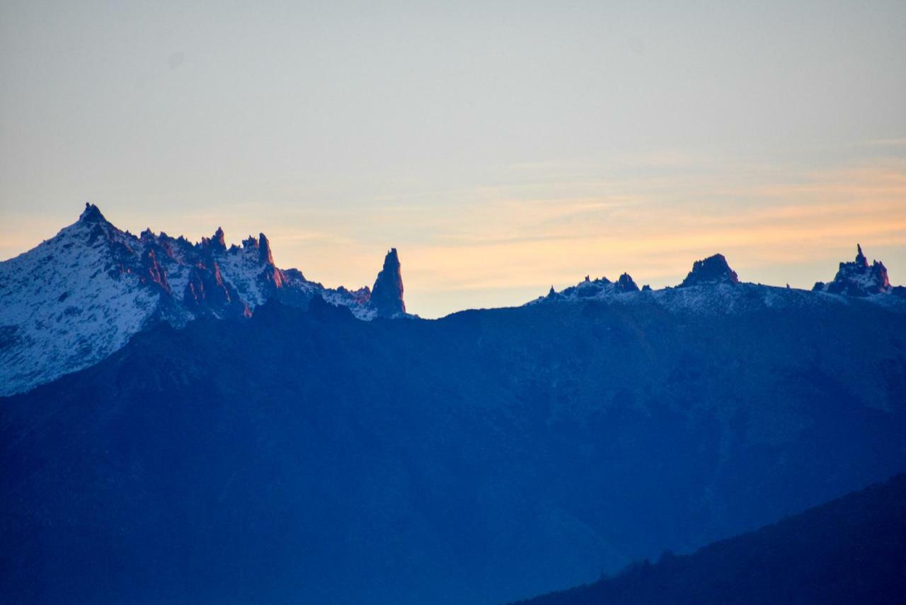 Hostel Arrayan Bariloche Екстер'єр фото