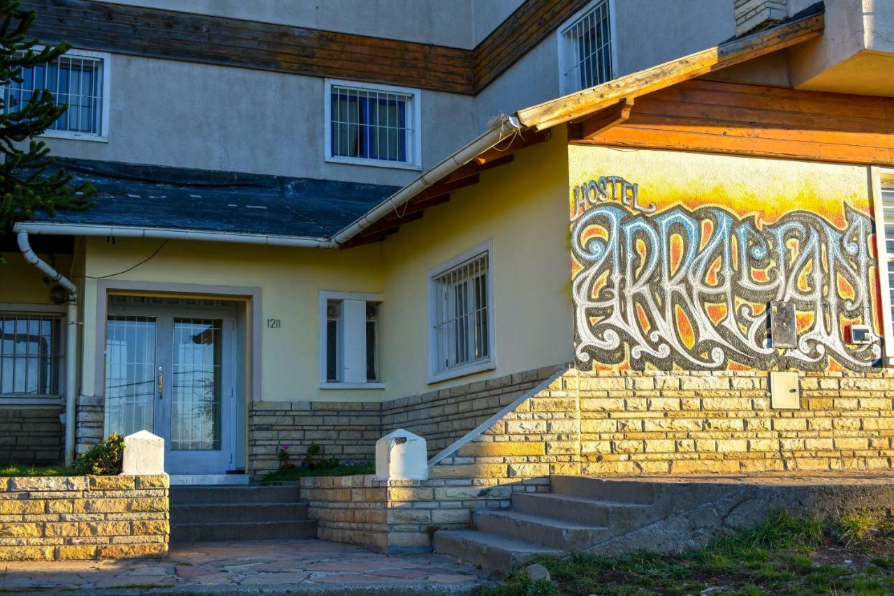 Hostel Arrayan Bariloche Екстер'єр фото