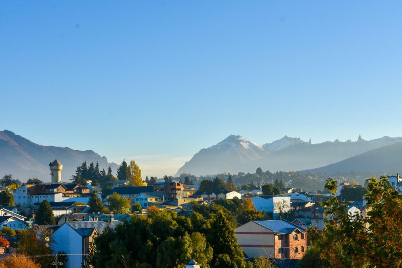 Hostel Arrayan Bariloche Екстер'єр фото